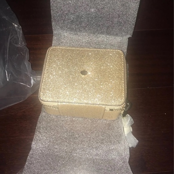 Kate Spade burgess court jewelry case